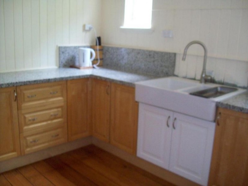 39 Kardinia Street, Macleay Island QLD 4184