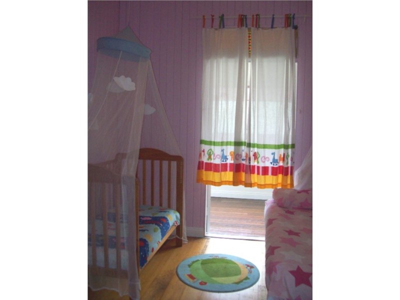 39 Kardinia Street, Macleay Island QLD 4184