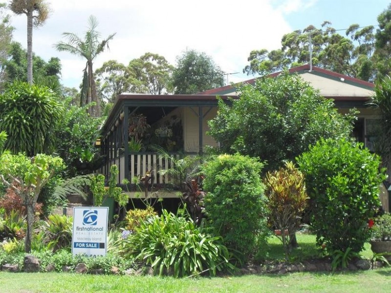 15 – 17 Marine Street, Macleay Island QLD 4184