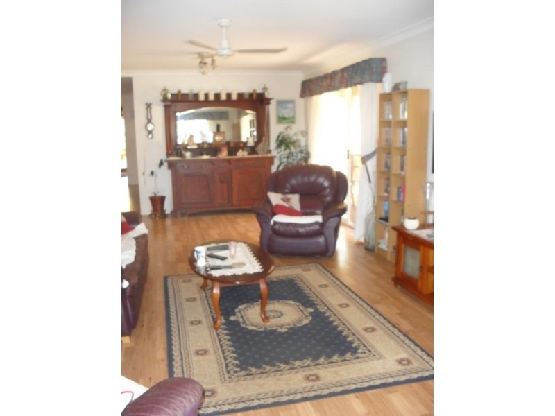 15 – 17 Marine Street, Macleay Island QLD 4184