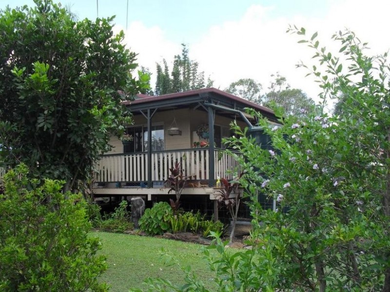 15 – 17 Marine Street, Macleay Island QLD 4184