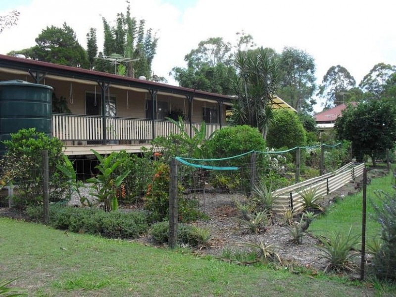 15 – 17 Marine Street, Macleay Island QLD 4184