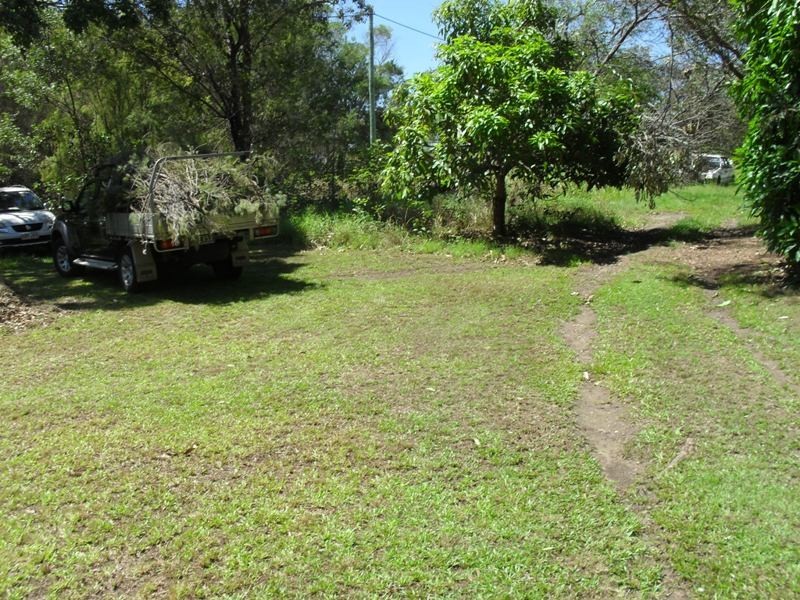 11 Heath Street, Macleay Island QLD 4184