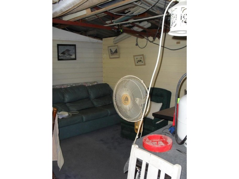 11 Heath Street, Macleay Island QLD 4184