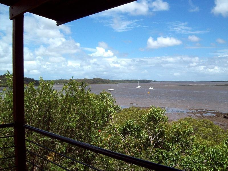 12 Emily Crecent, Macleay Island QLD 4184