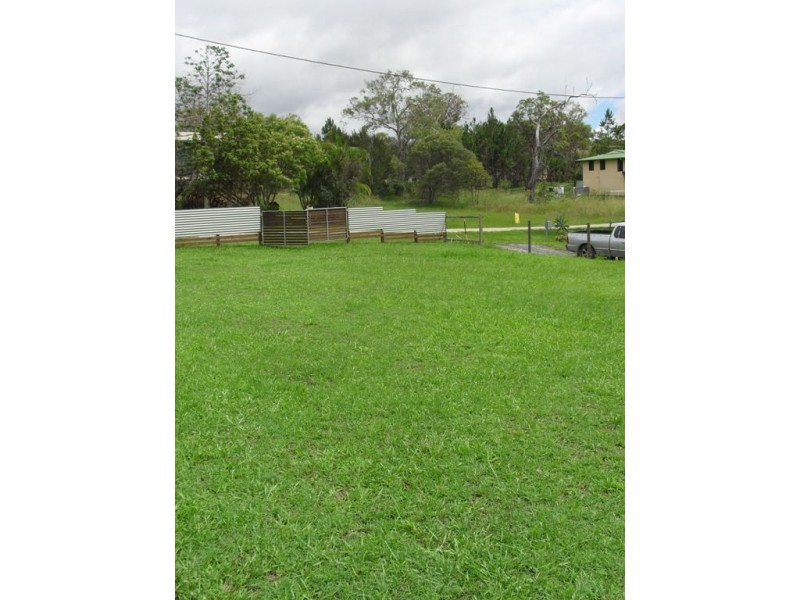 65 Scotts Road, Macleay Island QLD 4184