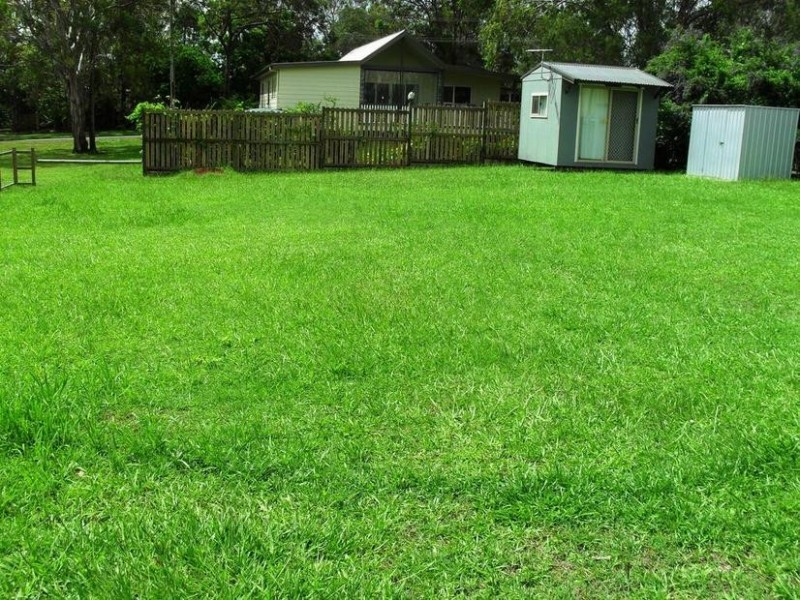 65 Scotts Road, Macleay Island QLD 4184