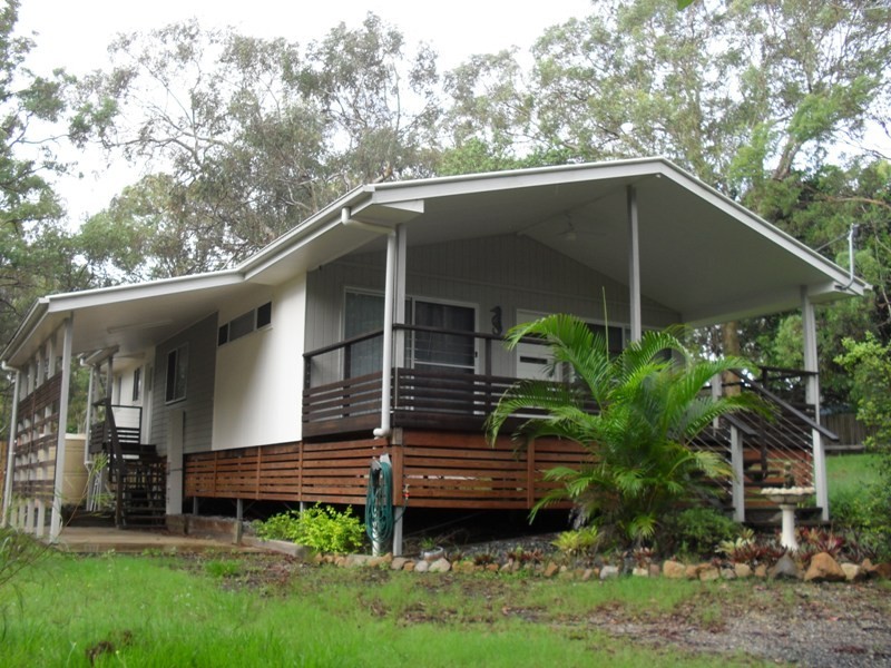 13 Aruma Street, Macleay Island QLD 4184