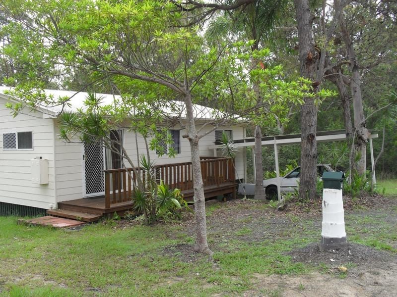 5 Oomool Street, Macleay Island QLD 4184