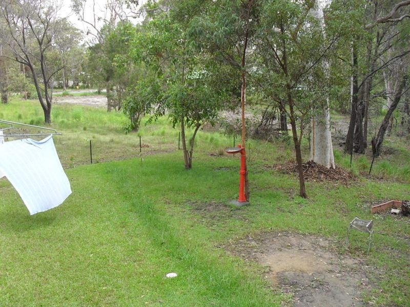 5 Oomool Street, Macleay Island QLD 4184