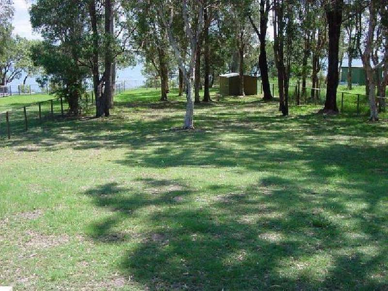11 Attunga Street, Macleay Island QLD 4184