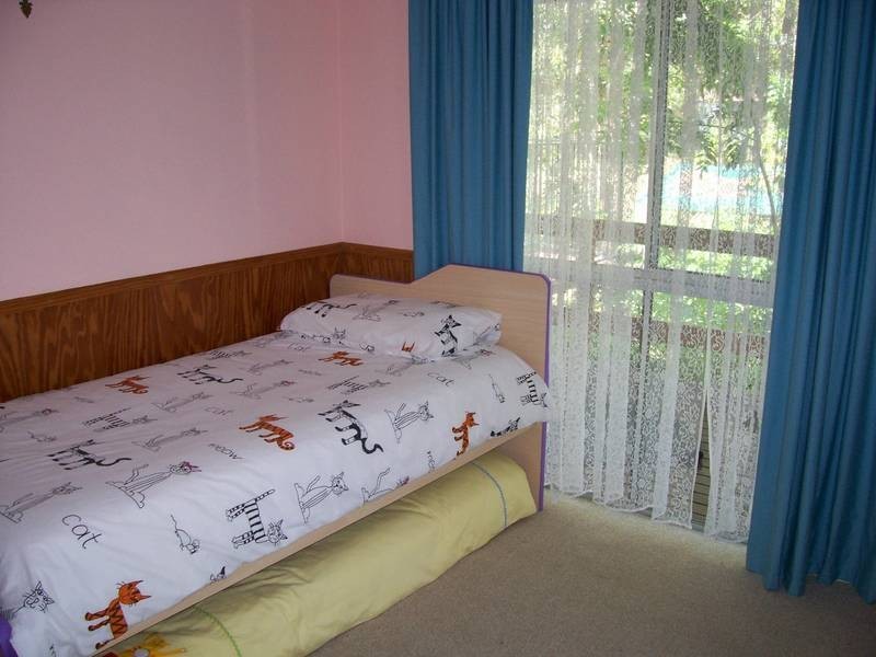 10 Coast Road, Macleay Island QLD 4184
