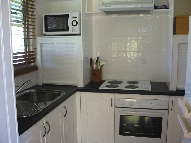 112 Western Road, Macleay Island QLD 4184