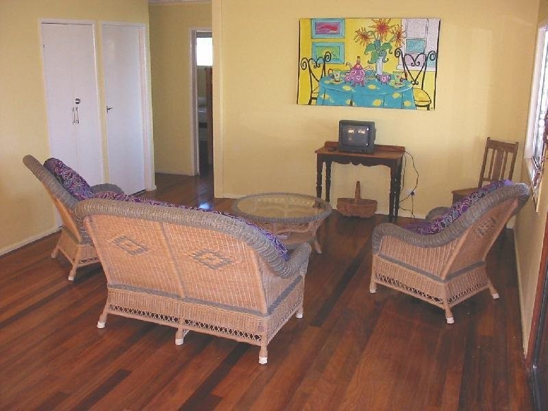 112 Western Road, Macleay Island QLD 4184
