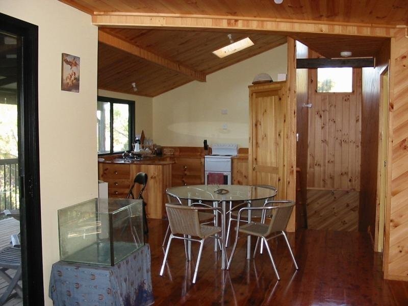 22 Deviot STREET, Macleay Island QLD 4184