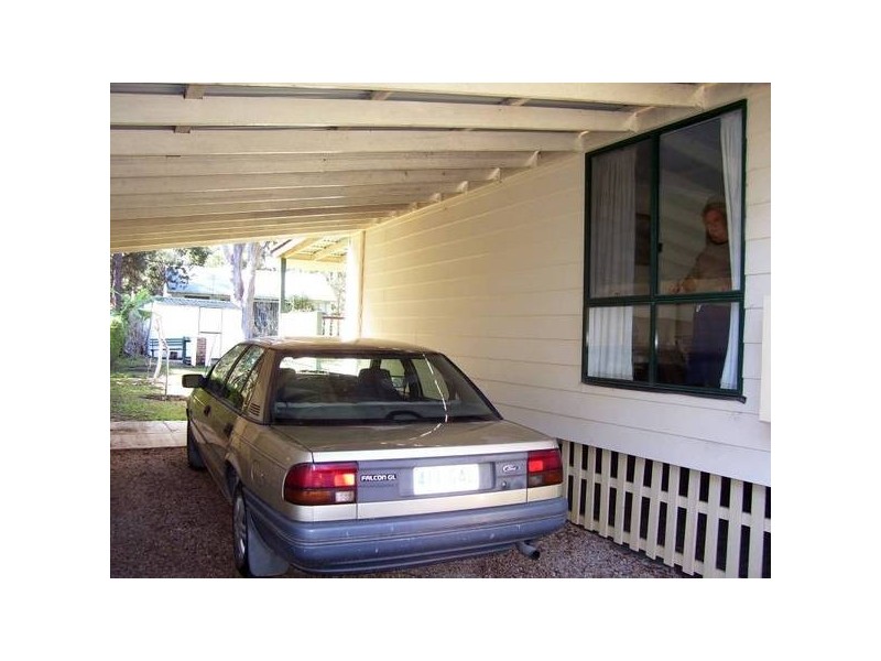 34 Nugent STREET, Macleay Island QLD 4184