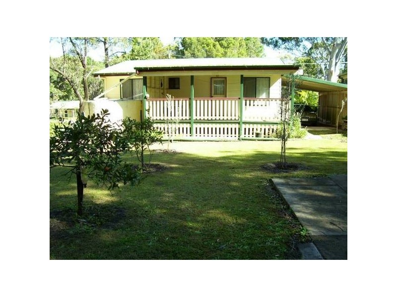 34 Nugent STREET, Macleay Island QLD 4184