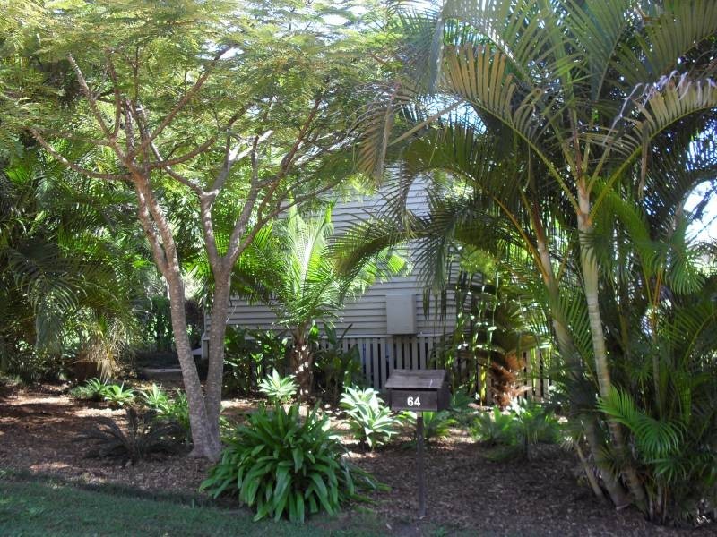 64 Charles TERRACE, Macleay Island QLD 4184