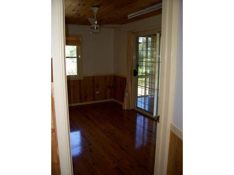 68 Charles TERRACE, Macleay Island QLD 4184