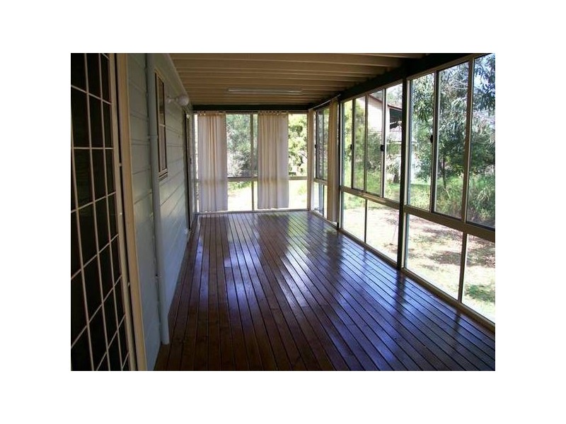 68 Charles TERRACE, Macleay Island QLD 4184