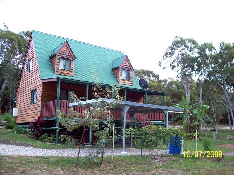 25 Barramundi Street, Macleay Island QLD 4184