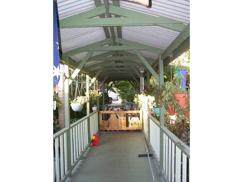 51 Attunga STREET, Macleay Island QLD 4184