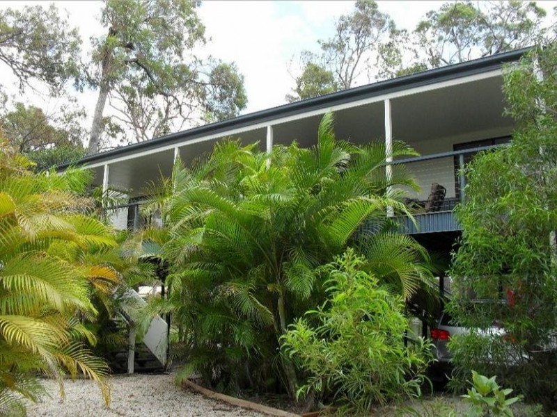 5 Ray Street, Macleay Island QLD 4184