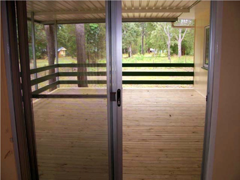 14 Nugent Street, Macleay Island QLD 4184