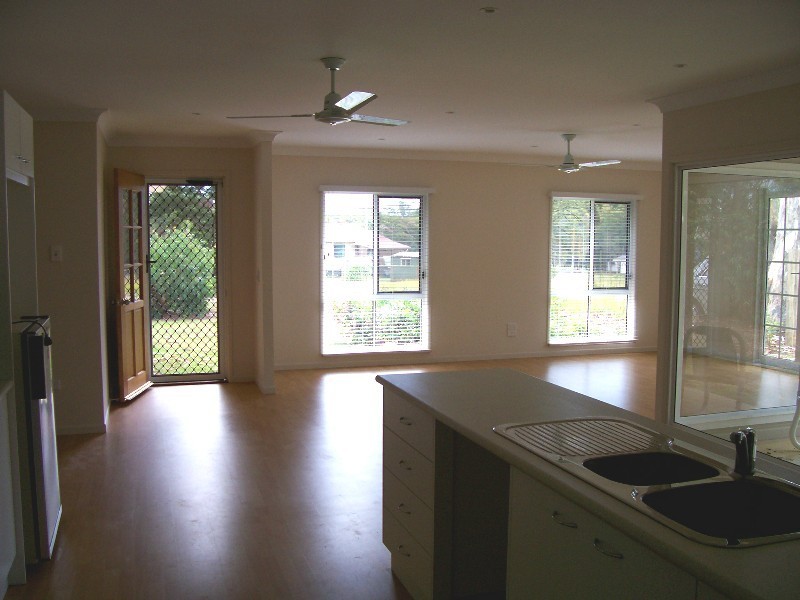 14 Mel Street, Macleay Island QLD 4184