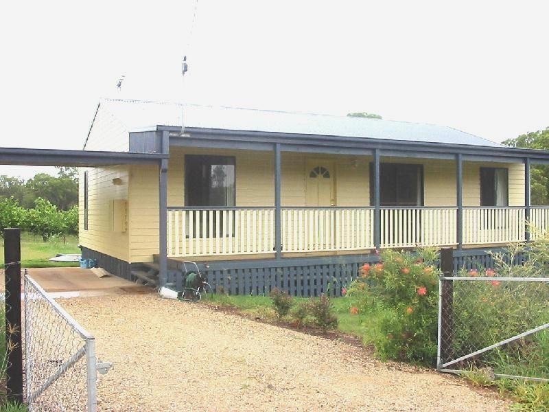 41 Lonicera Street, Macleay Island QLD 4184