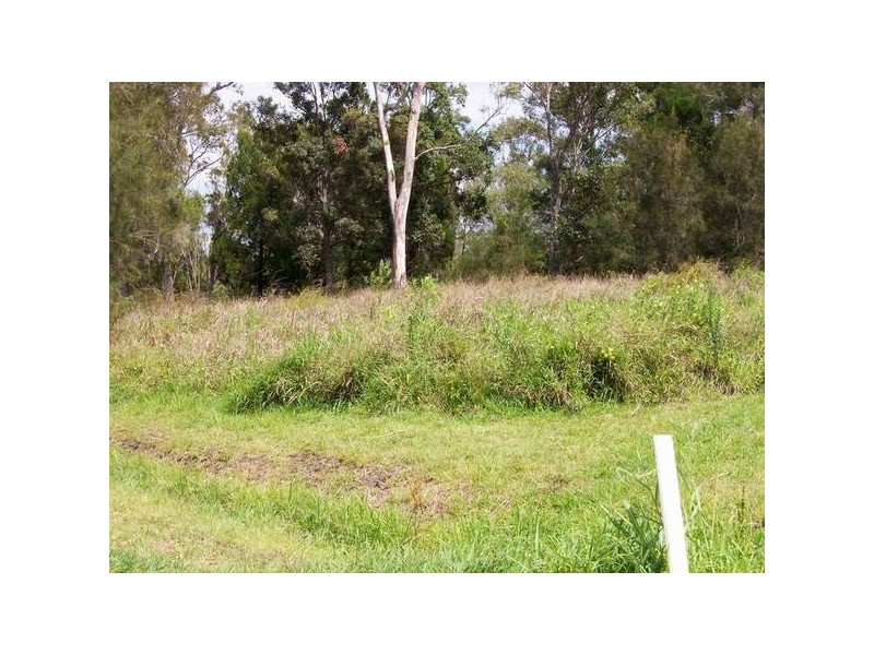 18 Cressy Street, Macleay Island QLD 4184