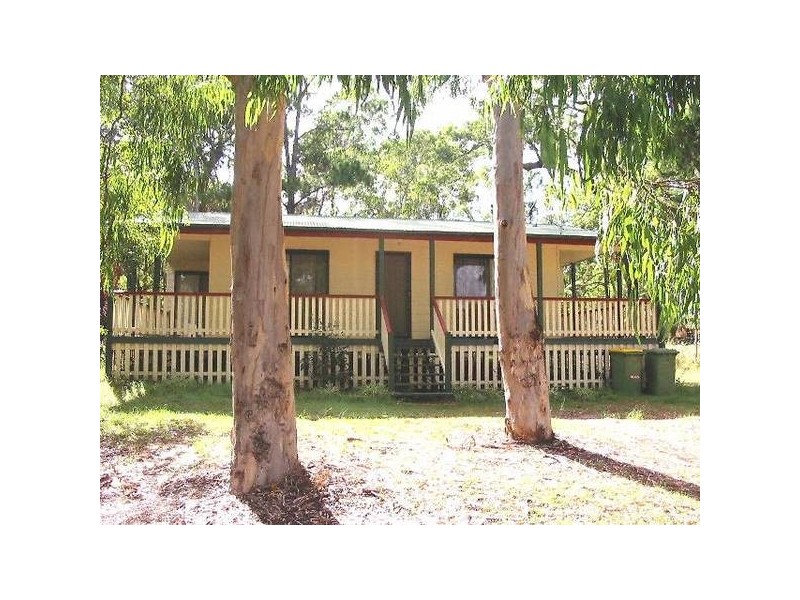 13 Derwent Street, Macleay Island QLD 4184