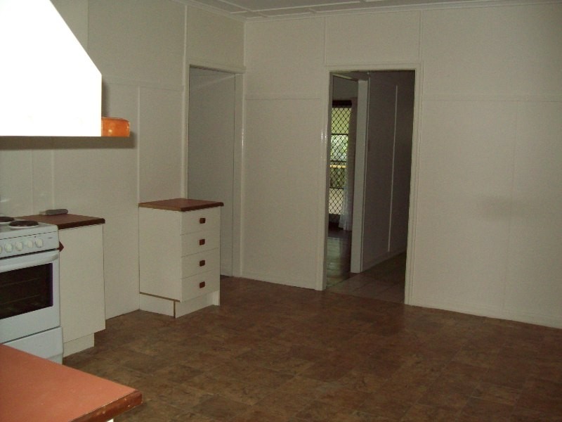 2 Kalara Street, Macleay Island QLD 4184
