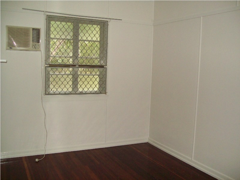 2 Kalara Street, Macleay Island QLD 4184