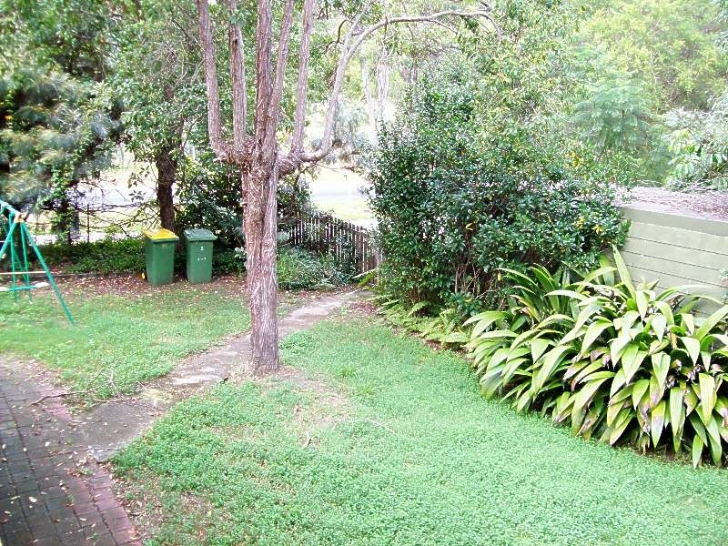 2 Kalara Street, Macleay Island QLD 4184