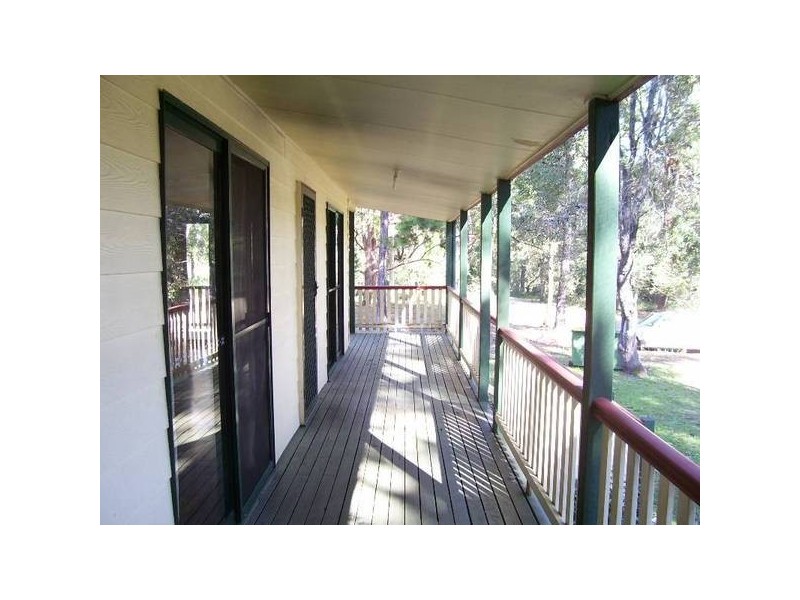 13 Derwent Street, Macleay Island QLD 4184