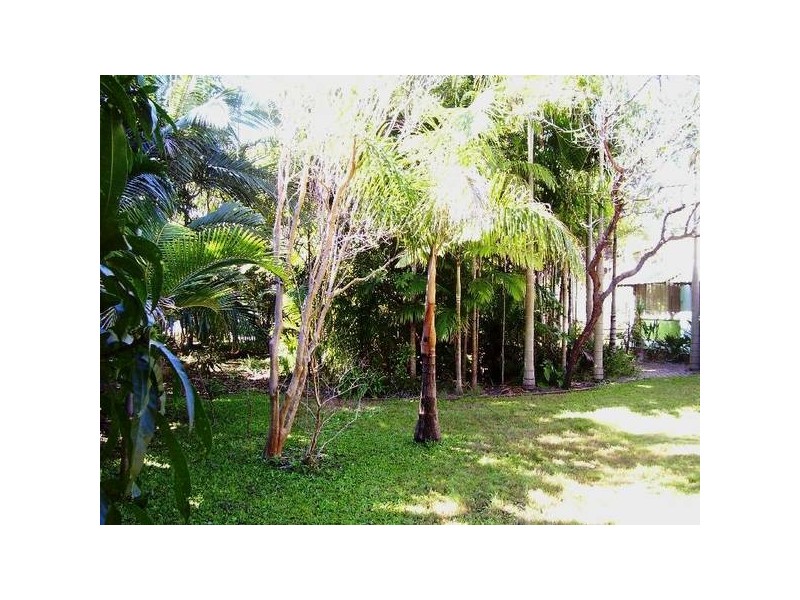 181 High Central Road, Macleay Island QLD 4184