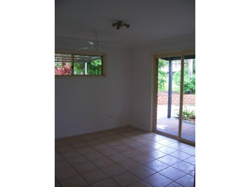5 Eastbourne Terrace, Macleay Island QLD 4184