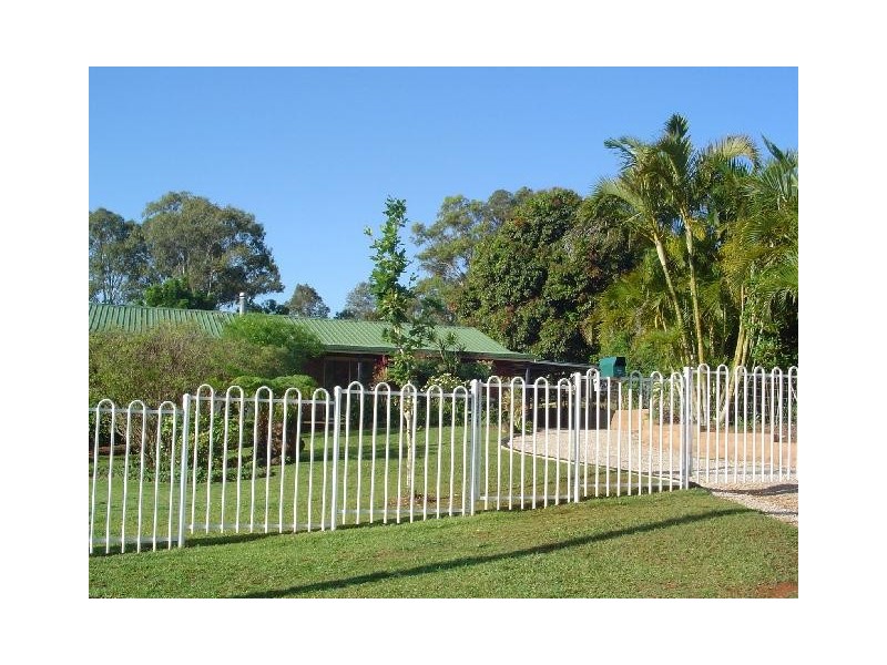 5 Eastbourne Terrace, Macleay Island QLD 4184