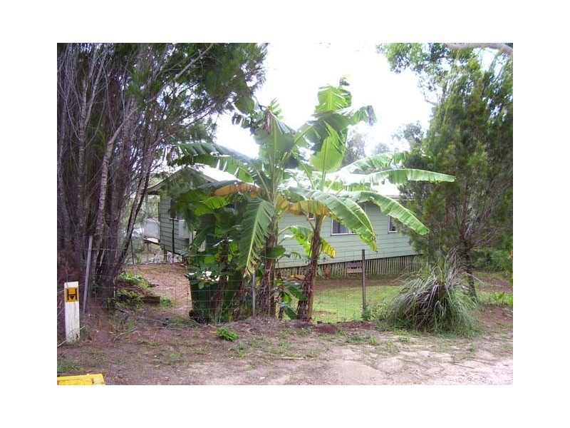 12 Timothy Street, Macleay Island QLD 4184