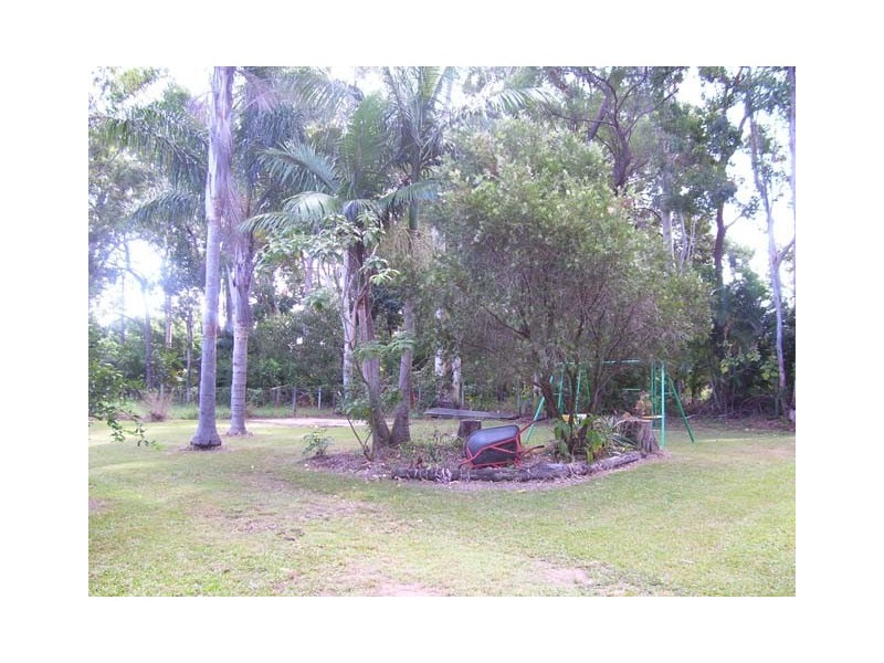 15 Pecan Street, Macleay Island QLD 4184