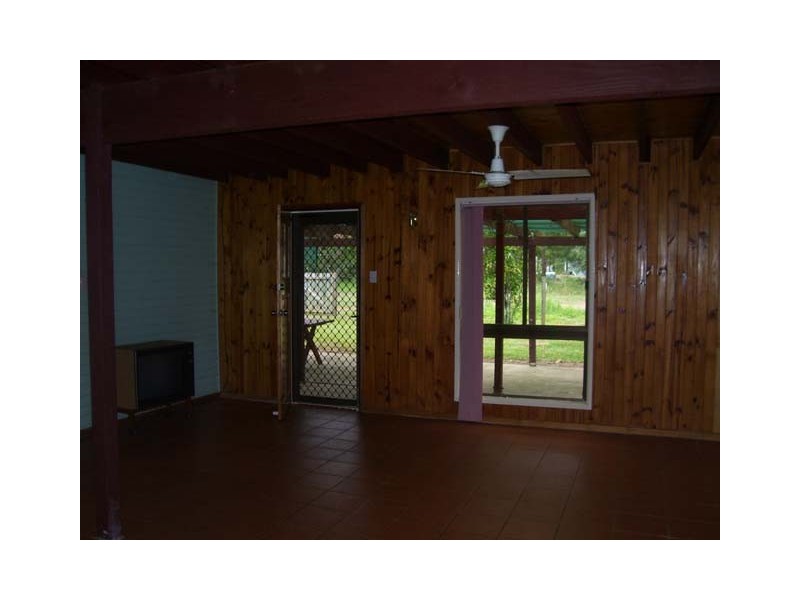 15 Pecan Street, Macleay Island QLD 4184