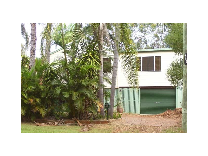 130 Western Road, Macleay Island QLD 4184