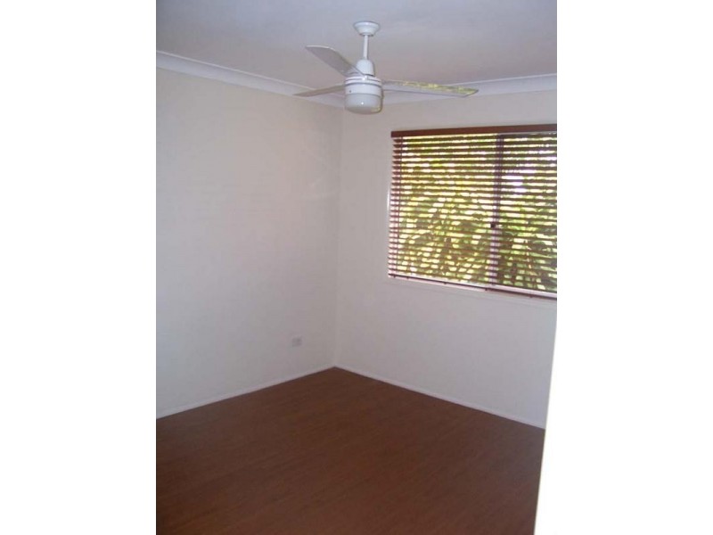 130 Western Road, Macleay Island QLD 4184