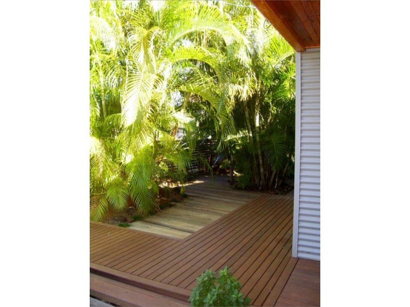 23 Scotts Road, Macleay Island QLD 4184