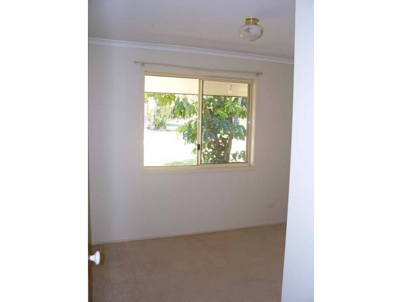 3 Squire Street, Macleay Island QLD 4184