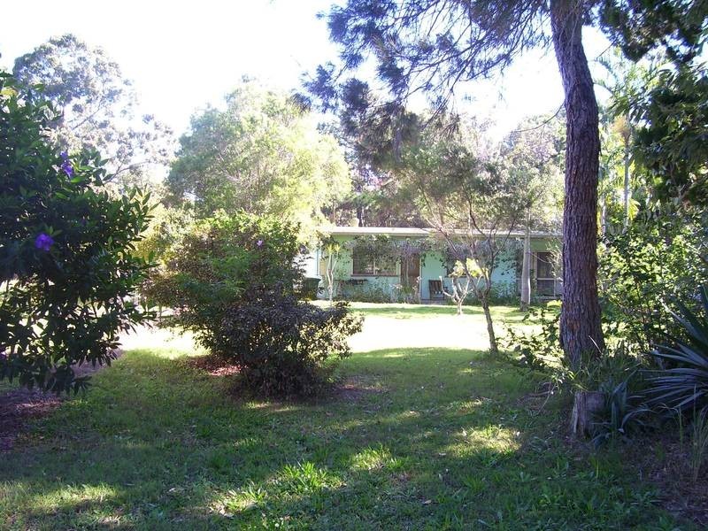 181 High Central Road, Macleay Island QLD 4184