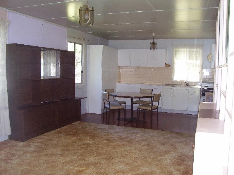 181 High Central Road, Macleay Island QLD 4184