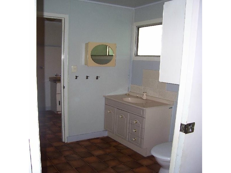 181 High Central Road, Macleay Island QLD 4184