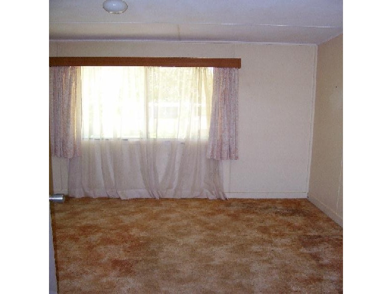 181 High Central Road, Macleay Island QLD 4184